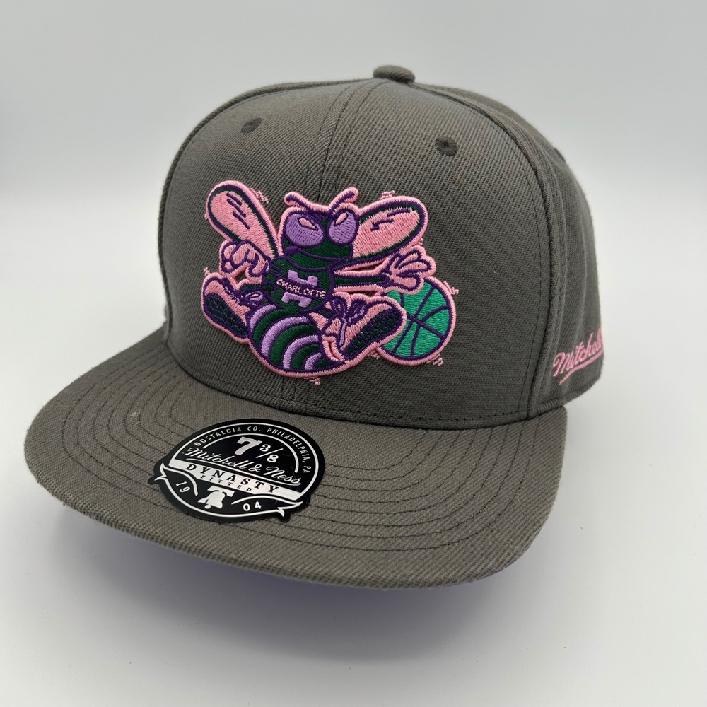 Charlotte Hornets Mitchell & Ness Fitted Hat Mens 7 3/8 Grey Streetwear
